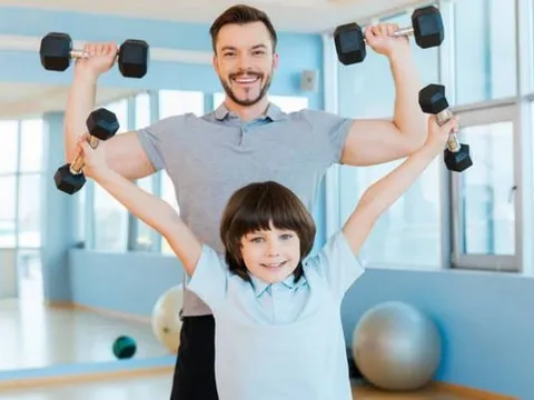 Trẻ em có nên tập tạ từ sớm hay không?